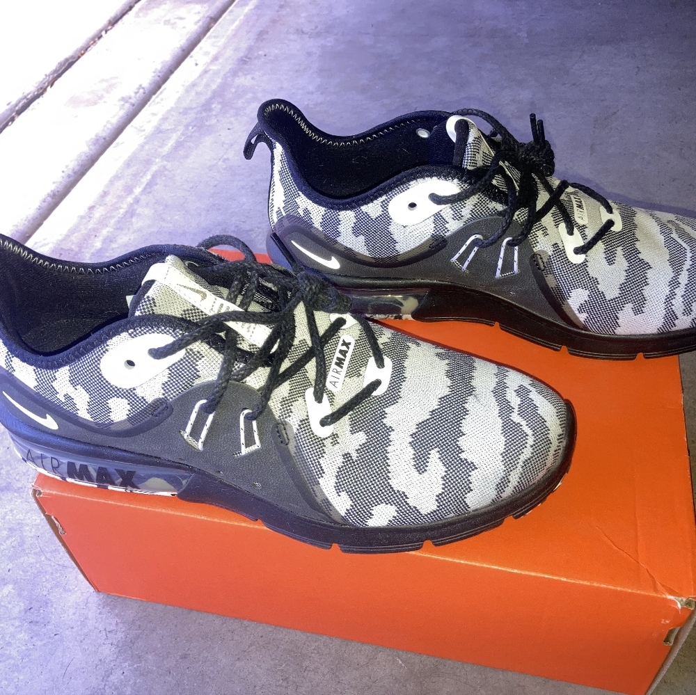 Nike Air Max Sequent 3 Mens AR0251-001 Black White Camo 9.5